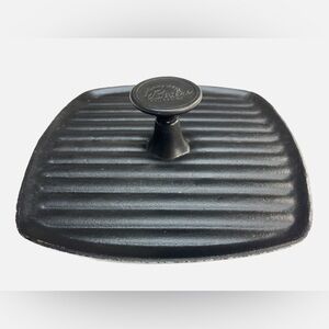 Wolfgang Puck Rare 9” Square Black Cast Iron Grill Press Heavy Duty Kitchen Tool